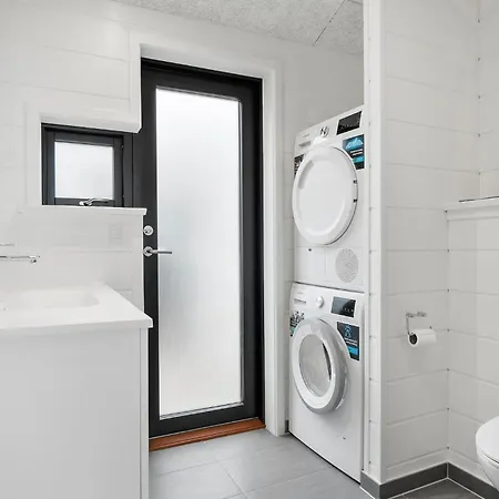 Cozy In With Wifi Fåborg